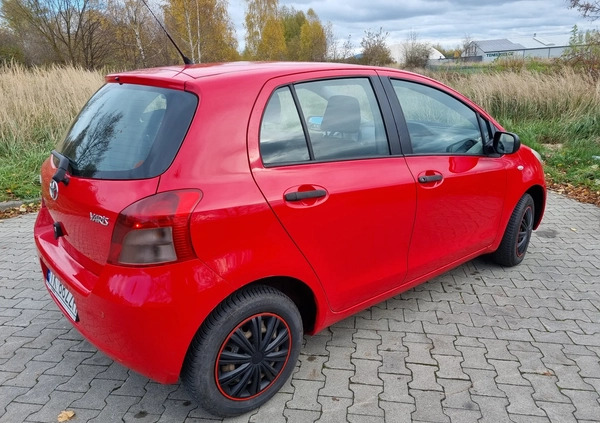 Toyota Yaris cena 15333 przebieg: 119468, rok produkcji 2008 z Kielce małe 92